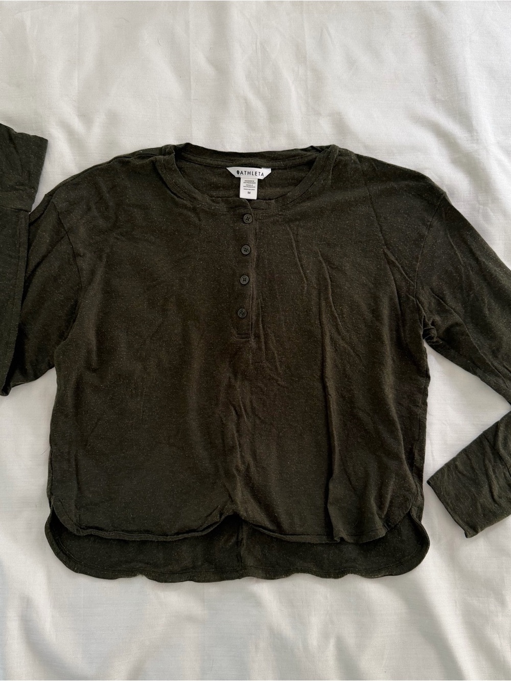 Athleta lightweight green Henley tee size women’s medium